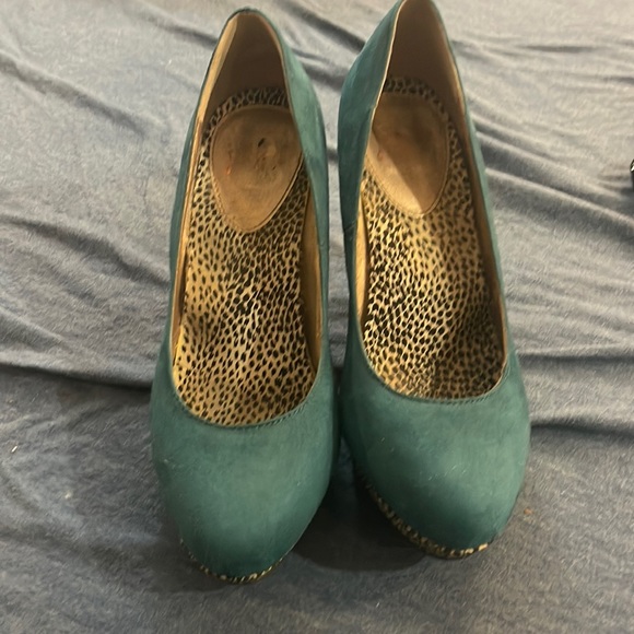 Teal heels women’s size 10 - Picture 1 of 3